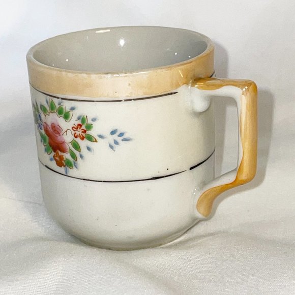 Vintage Tea Cup Floral Pale Orange Trim Made in Occupied Japan (1945 - 1952) - Picture 3 of 8